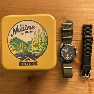 Fossil Watch With 2 Bands!